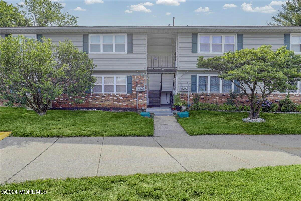 13 DELAWARE CT APT D, MATAWAN, NJ 07747, photo 1 of 24