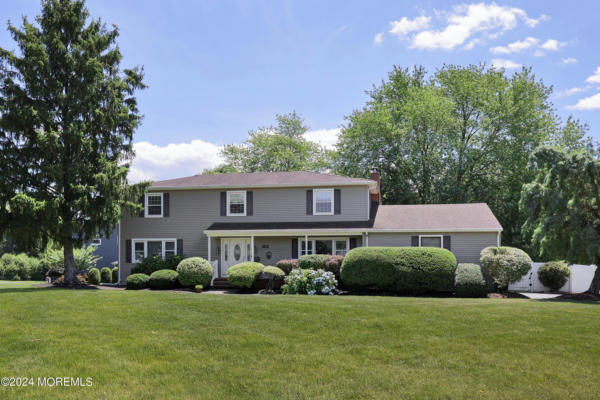 136 HERITAGE DR, FREEHOLD, NJ 07728 - Image 1